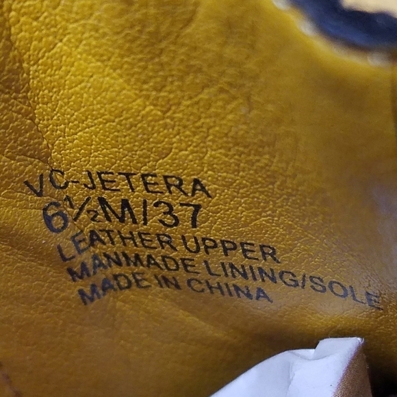 Vince Camuto 6.5 US Jetera Leather Ankle Western Booties Mustard Snakeskin NEW - Picture 7 of 12